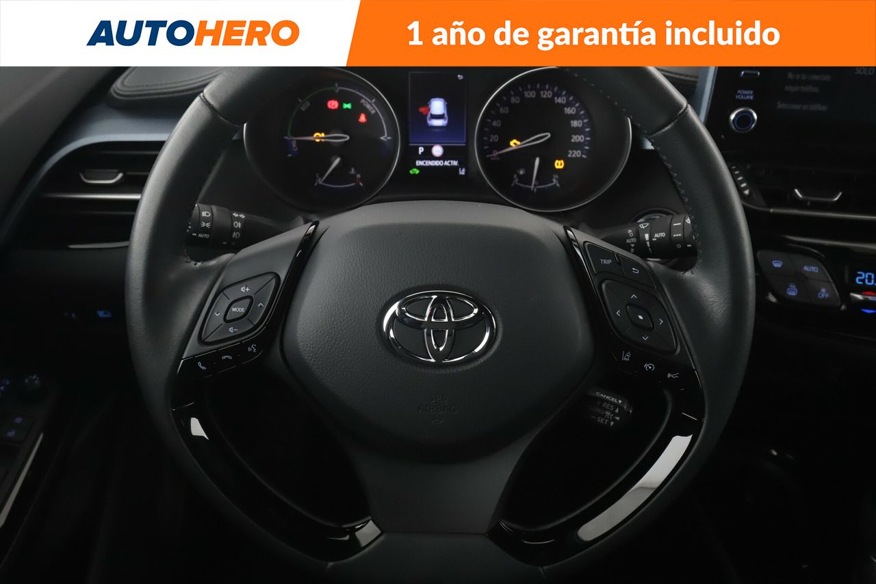 Foto Toyota C-HR 19