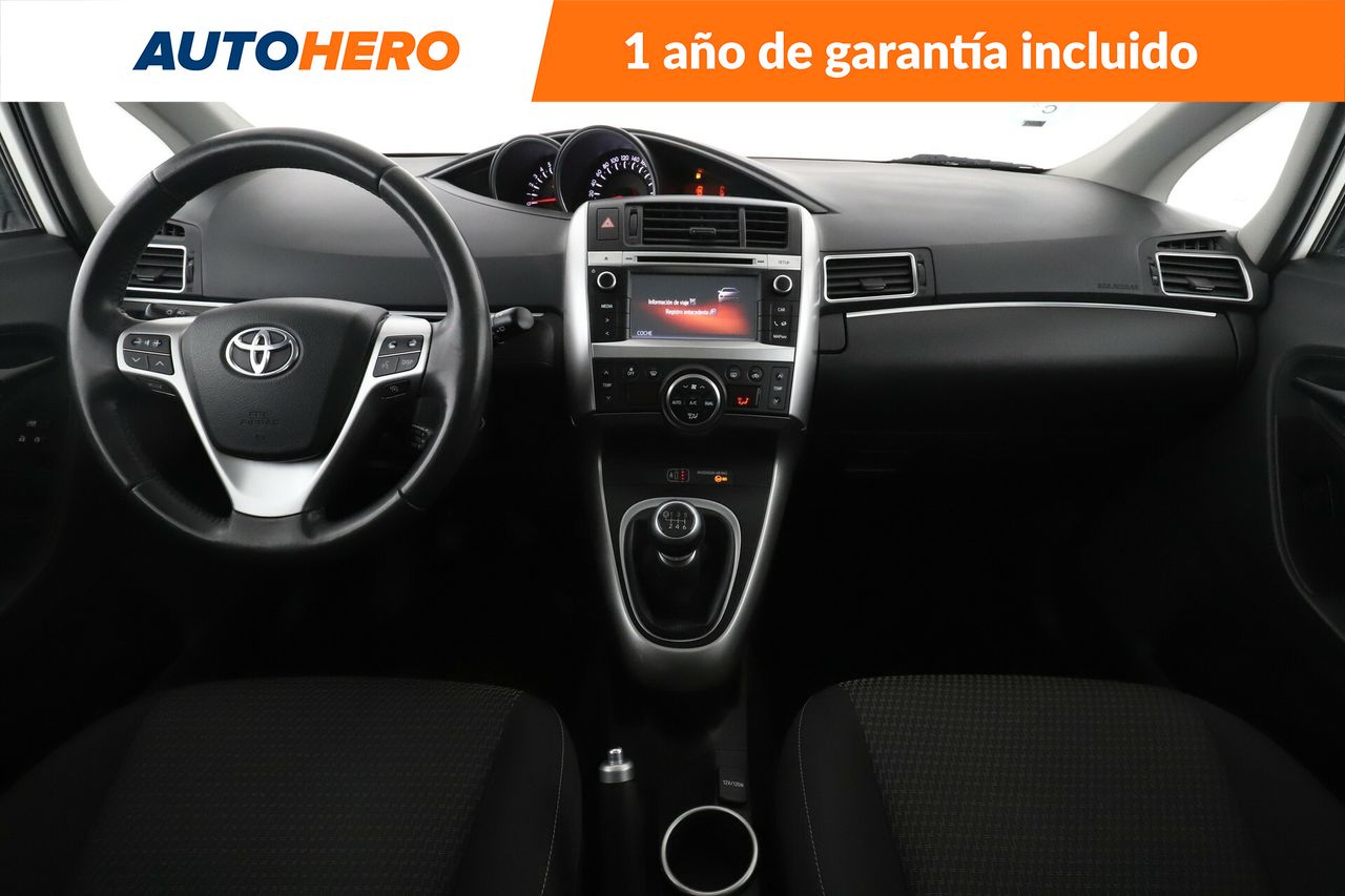 Foto Toyota Corolla Verso 11