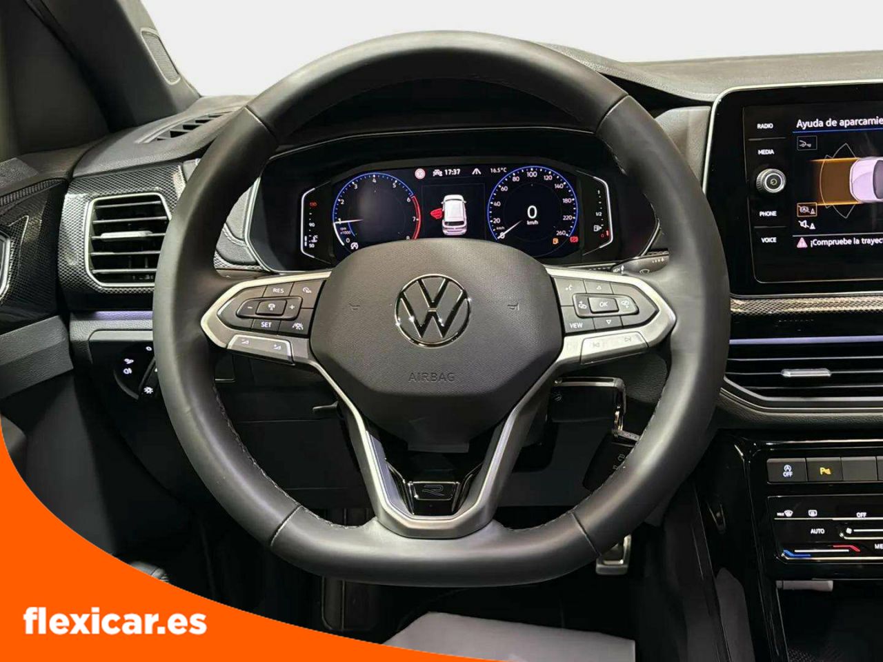 Foto Volkswagen T-Cross 12