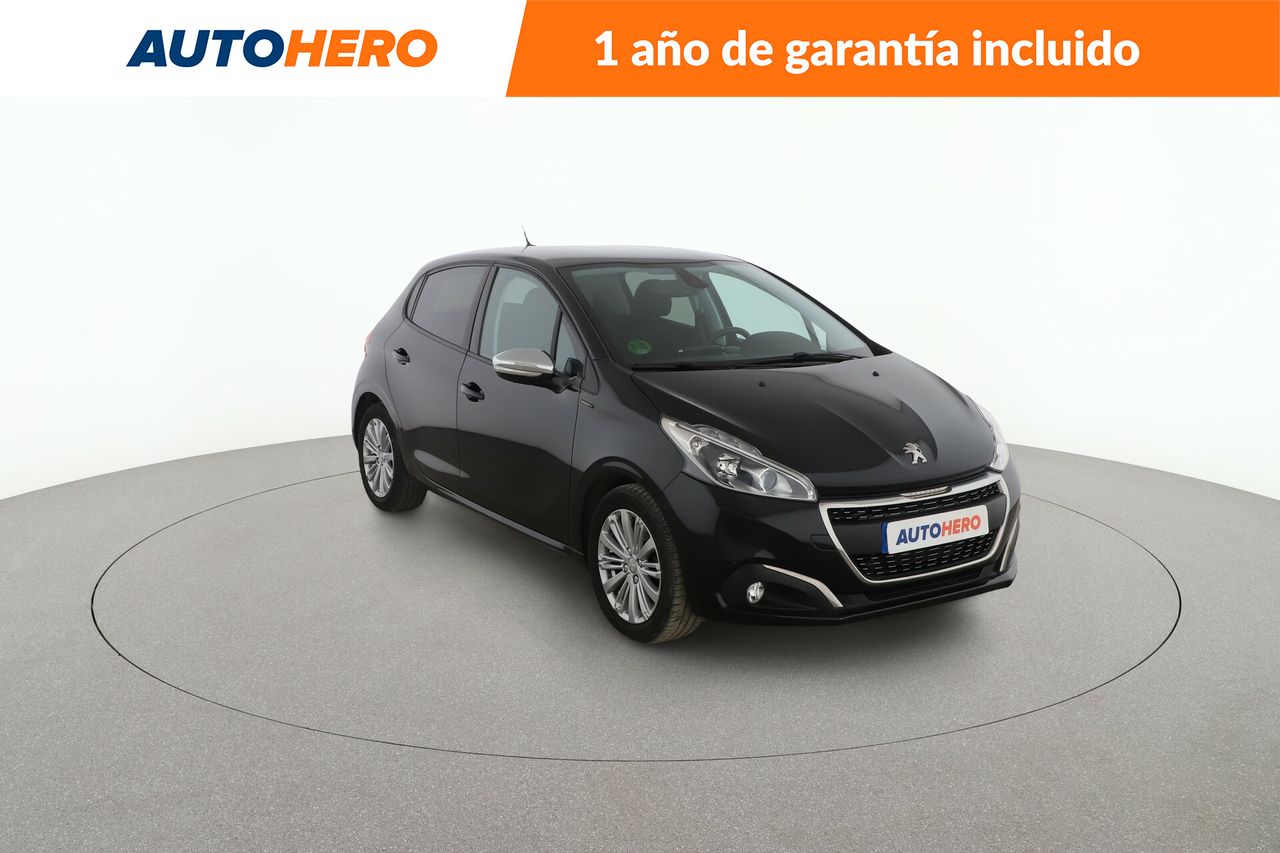 Foto Peugeot 208 8