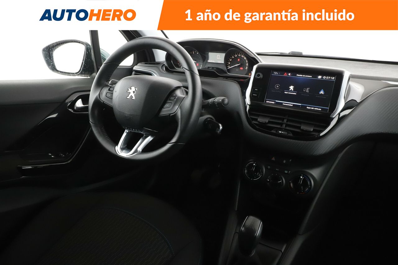 Foto Peugeot 208 14