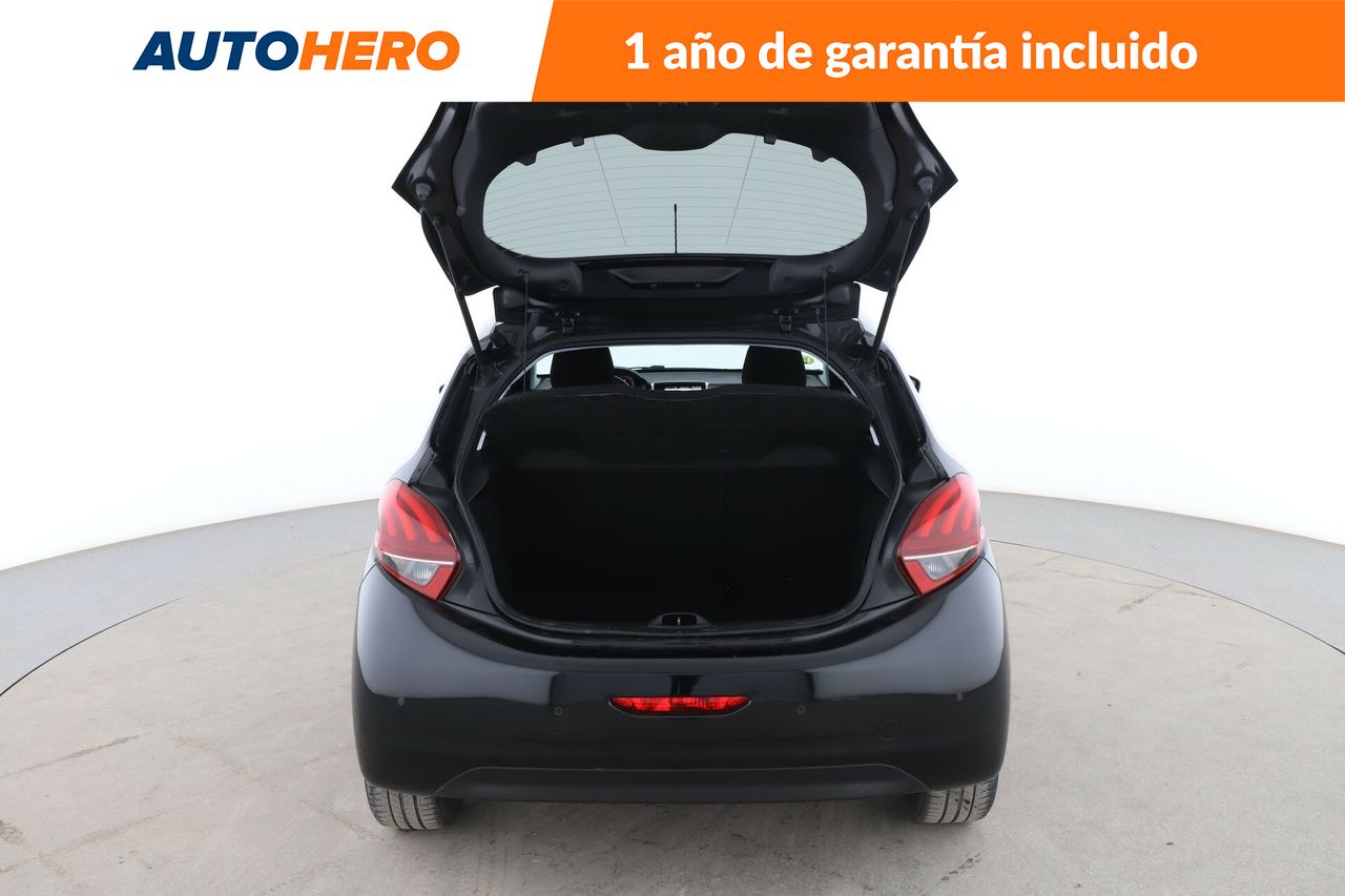 Foto Peugeot 208 18