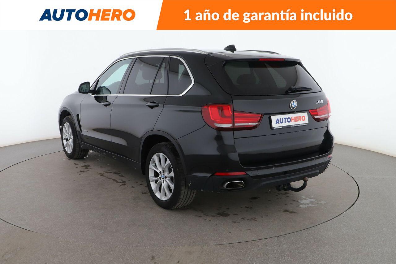 Foto BMW X5 4