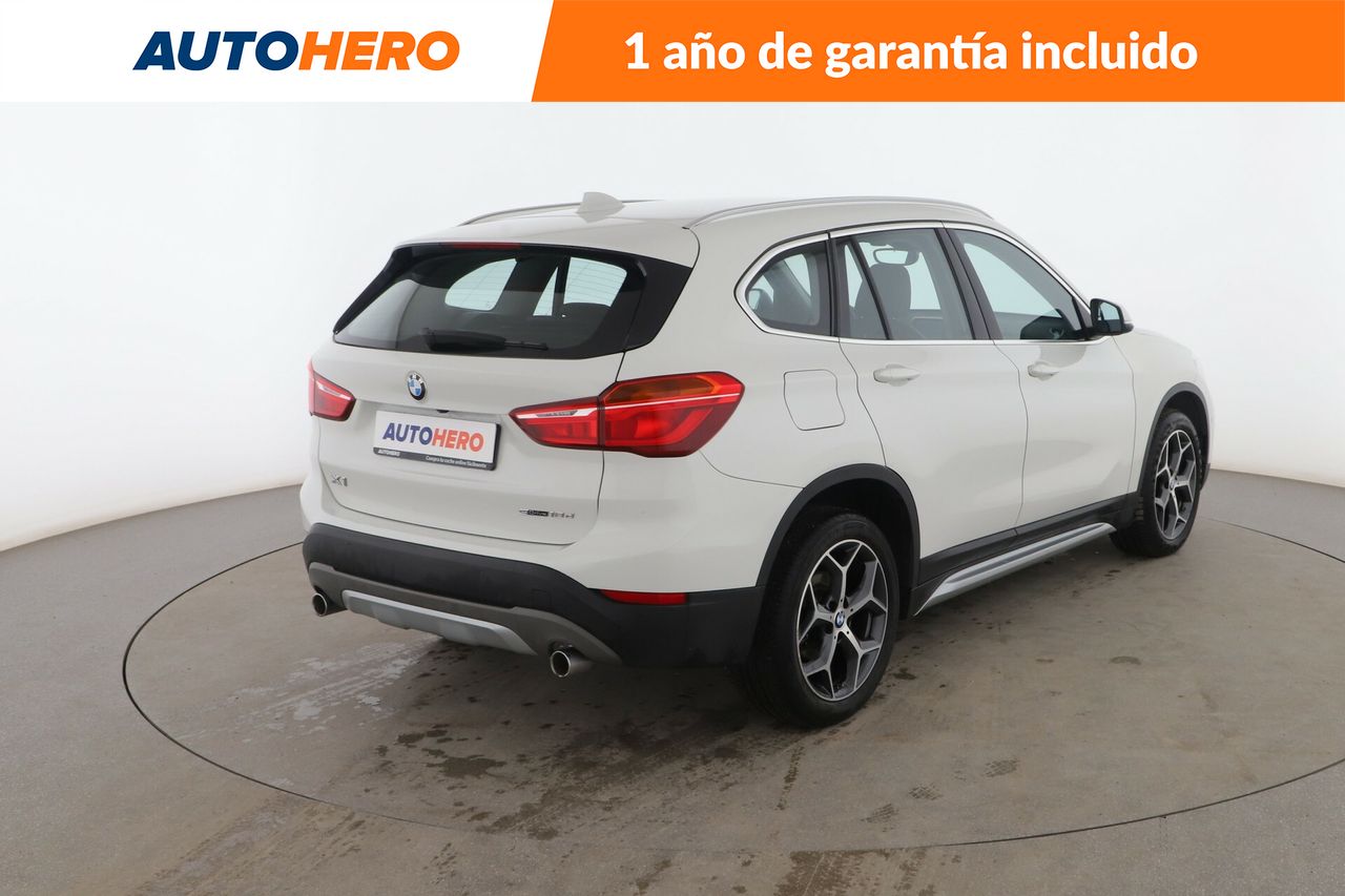 Foto BMW X1 6