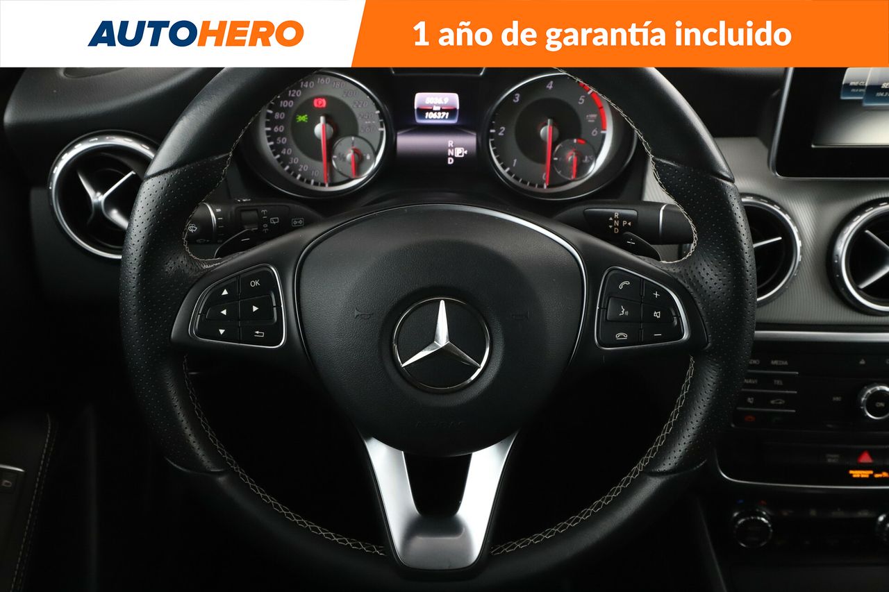 Foto Mercedes-Benz Clase GLA 20