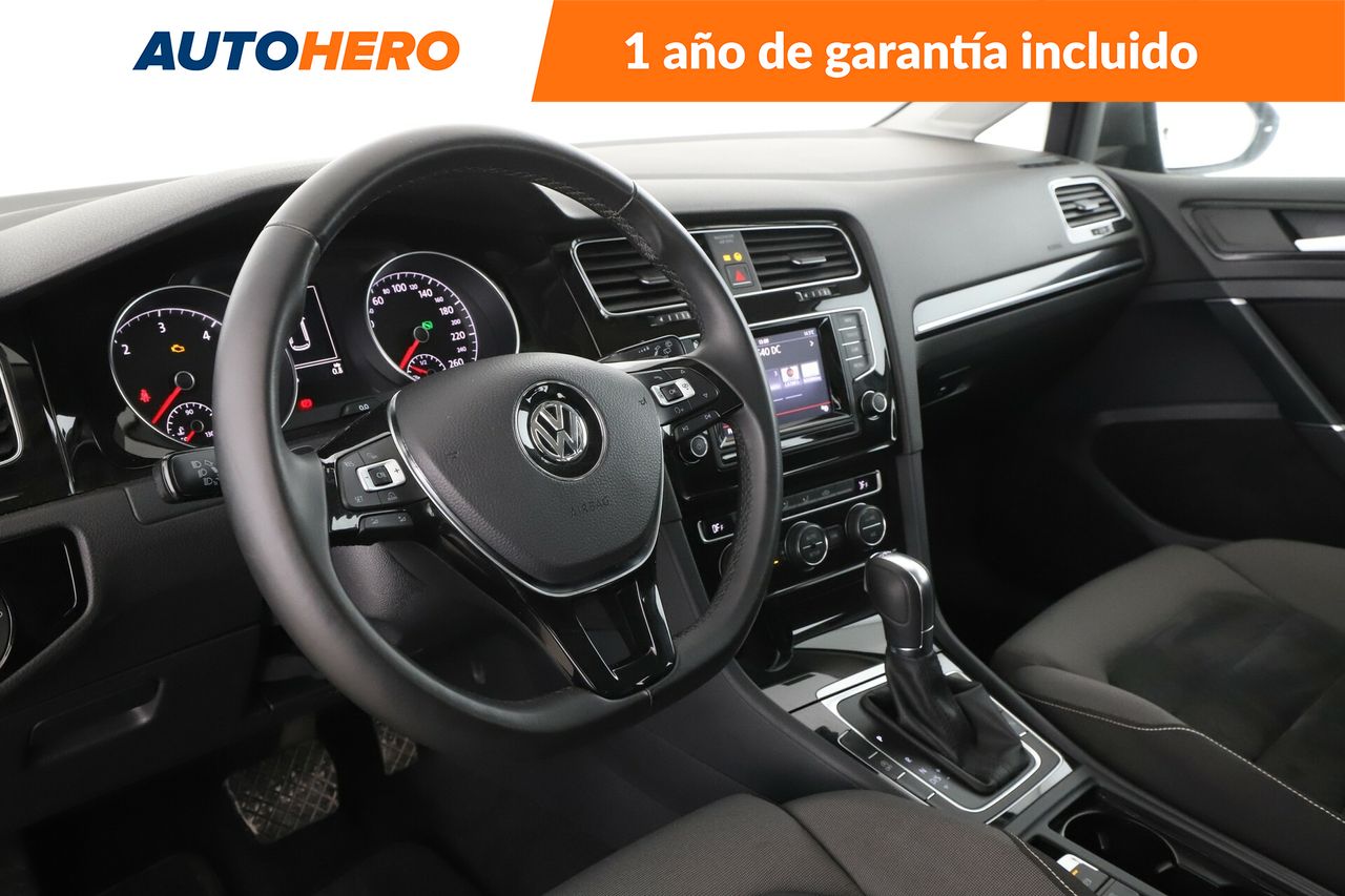 Foto Volkswagen Golf 12