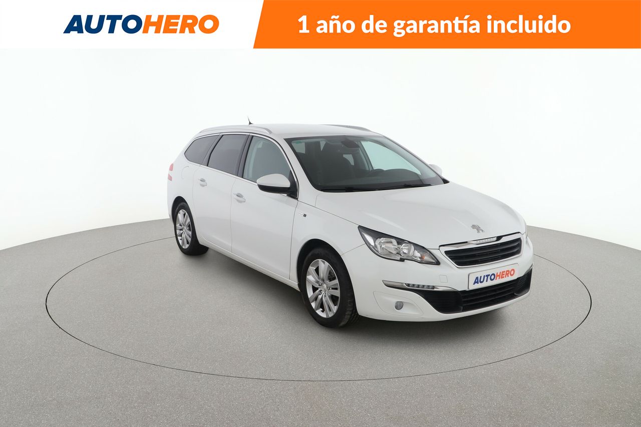 Foto Peugeot 308 8