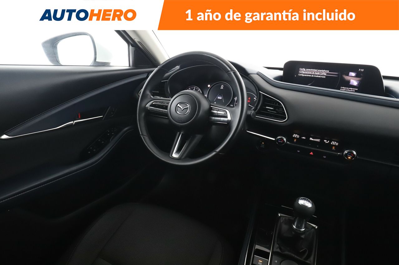 Foto Mazda CX-30 14