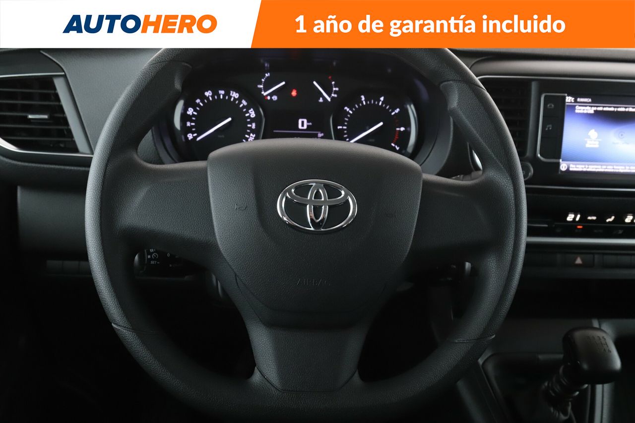 Foto Toyota Proace Verso 20