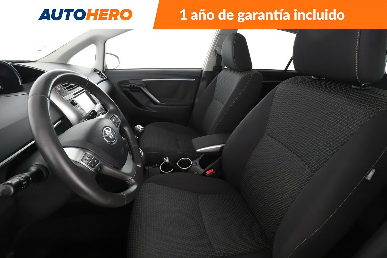 Foto Toyota Corolla Verso 11