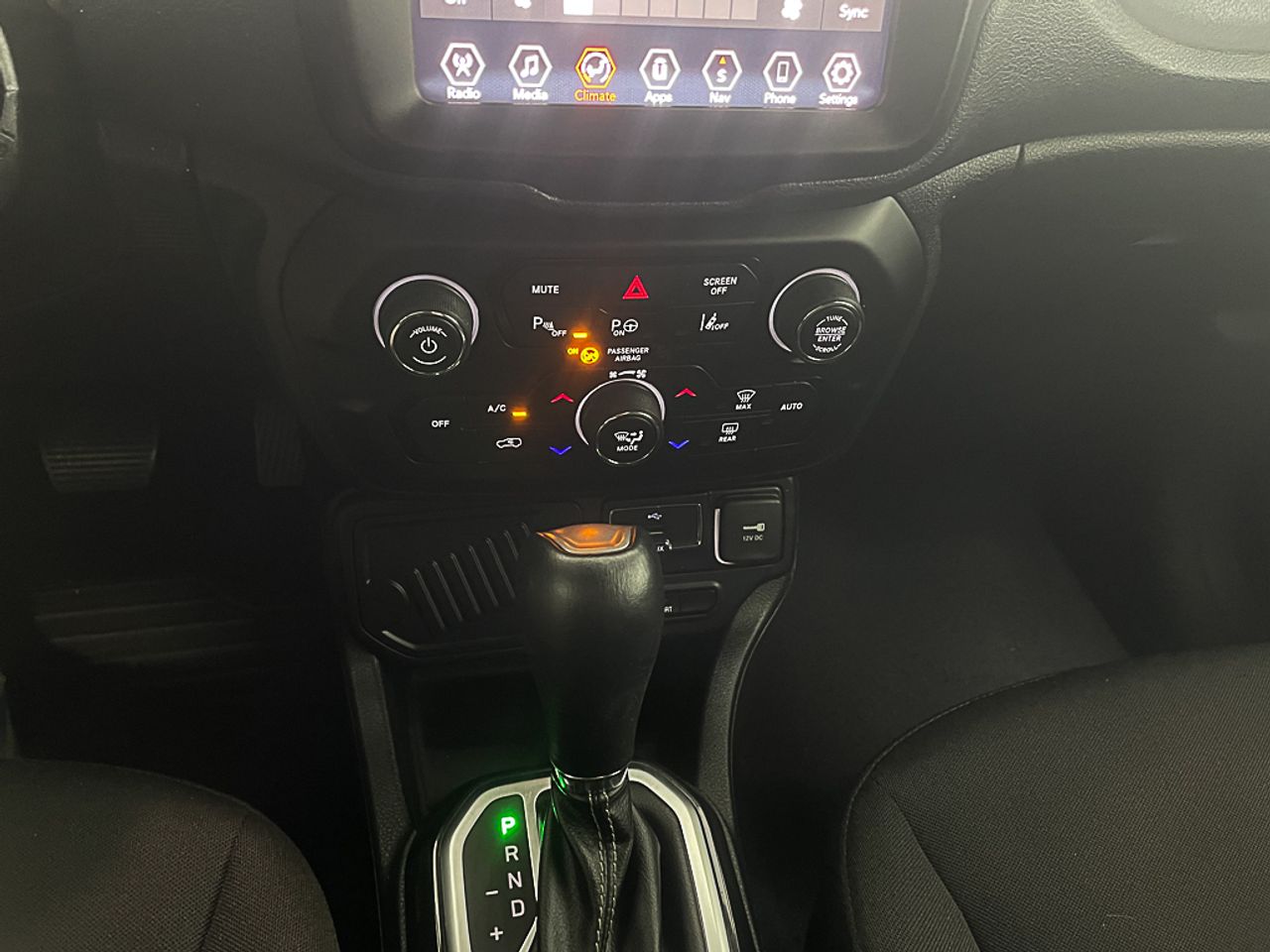 Foto Jeep Renegade 19