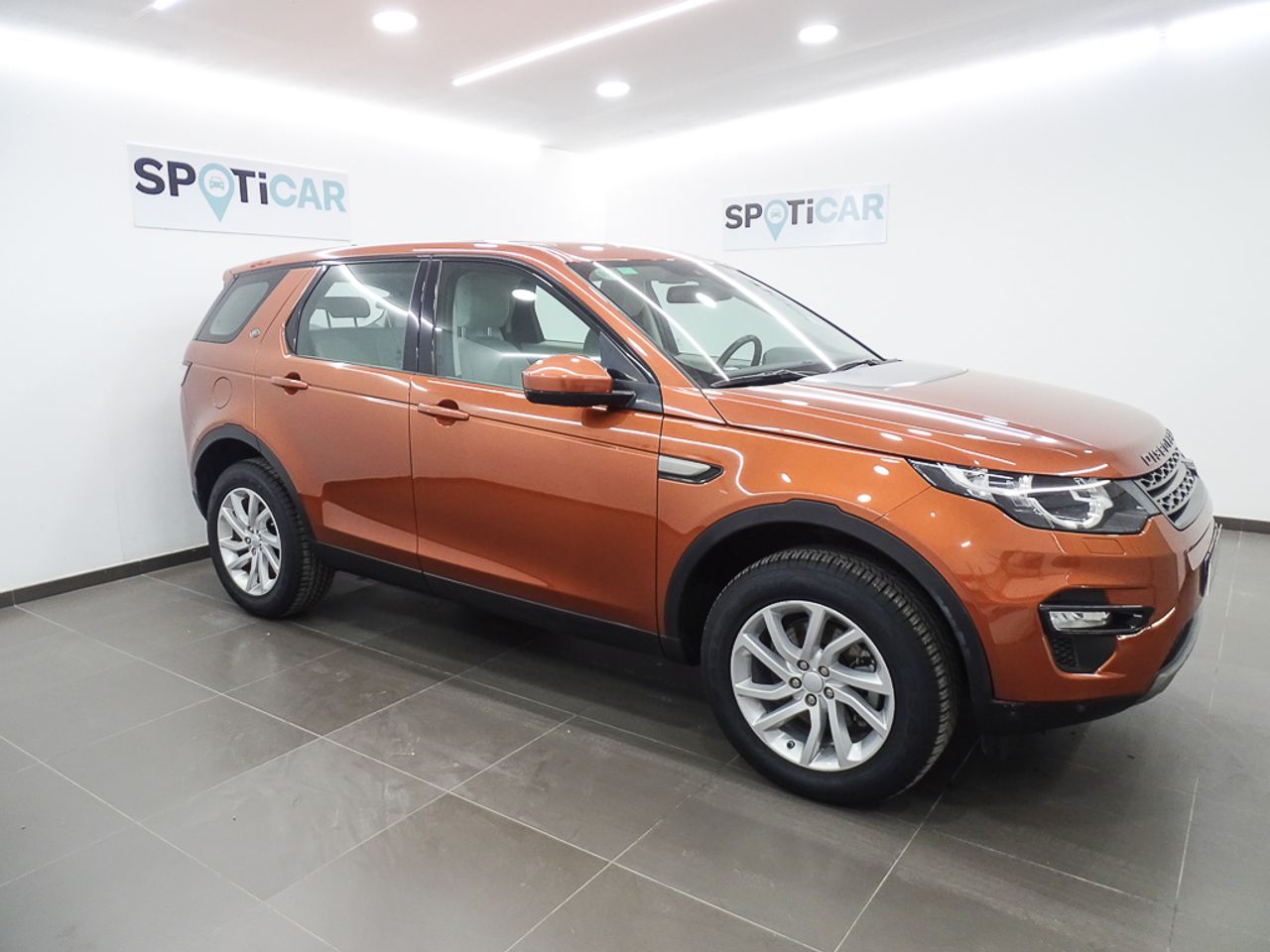 Foto Land-Rover Discovery Sport 4