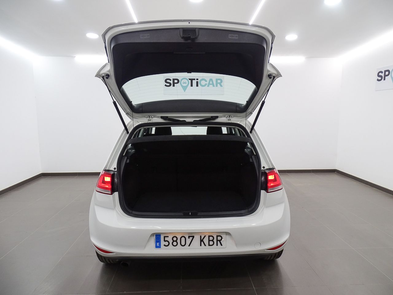 Foto Volkswagen Golf 29