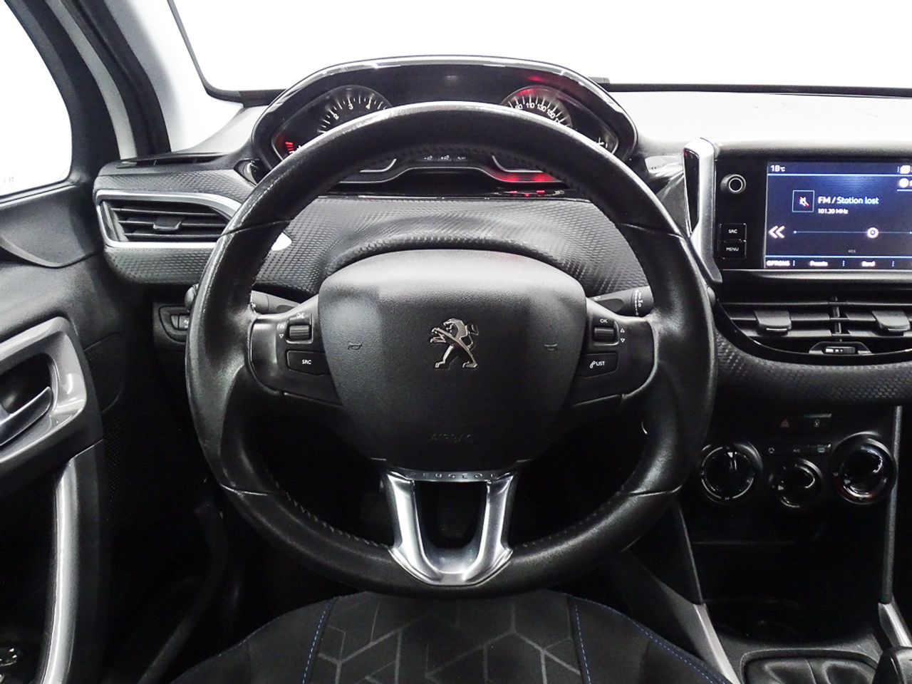 Foto Peugeot 2008 15