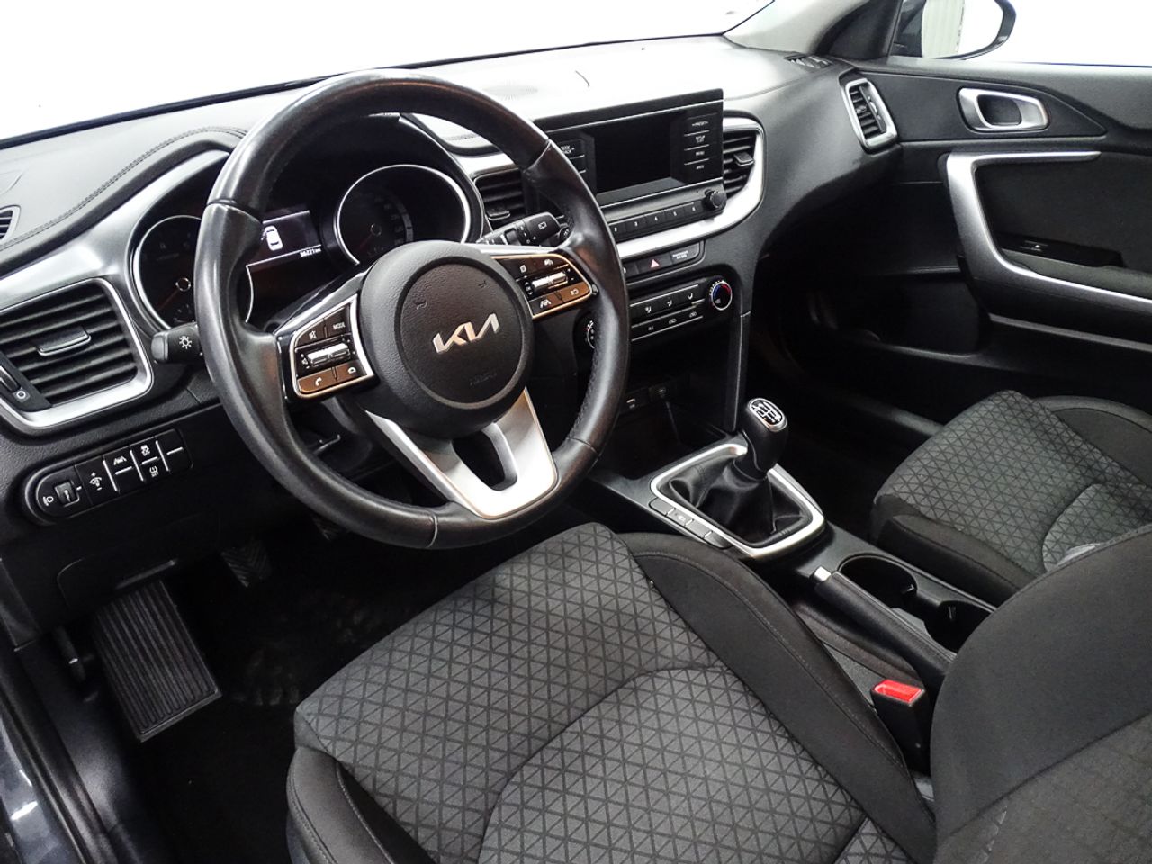 Foto Kia Ceed 12