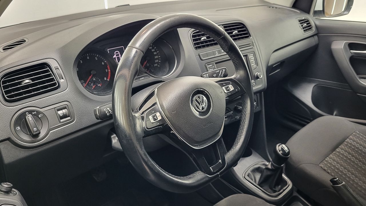 Foto Volkswagen Polo 8