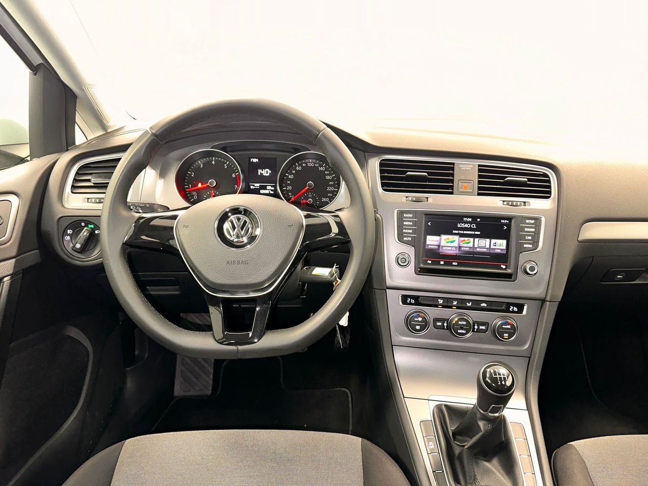 Foto Volkswagen Golf 16