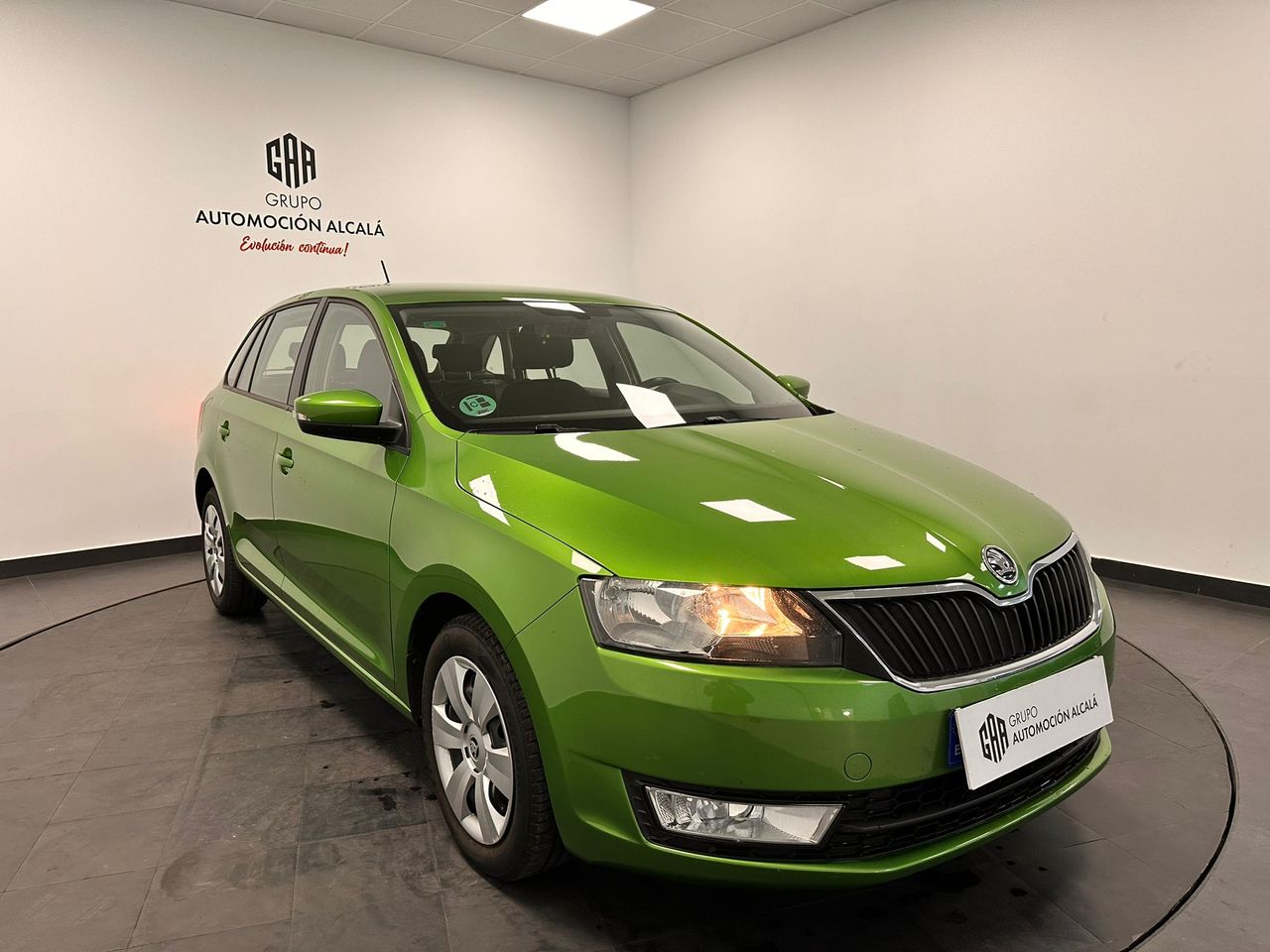 Foto Skoda Rapid 3