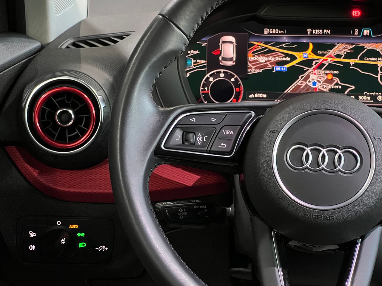 Foto Audi Q2 7