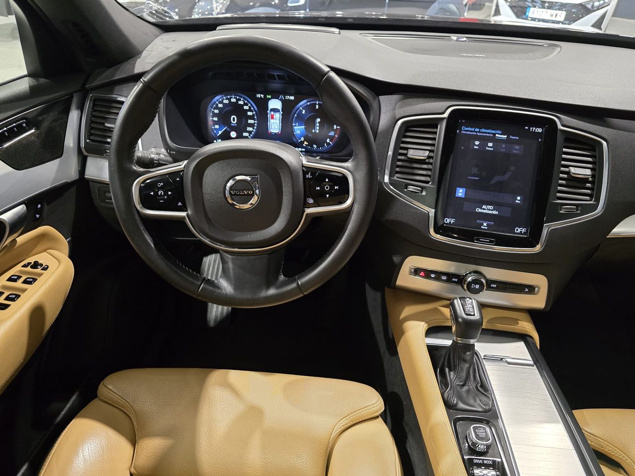 Foto Volvo XC90 13