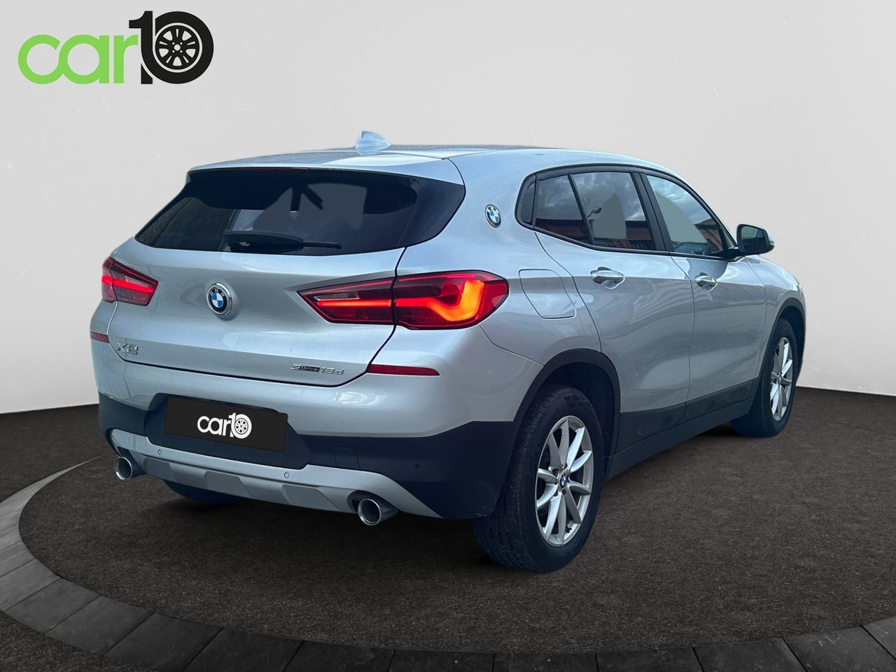 Foto BMW X2 4