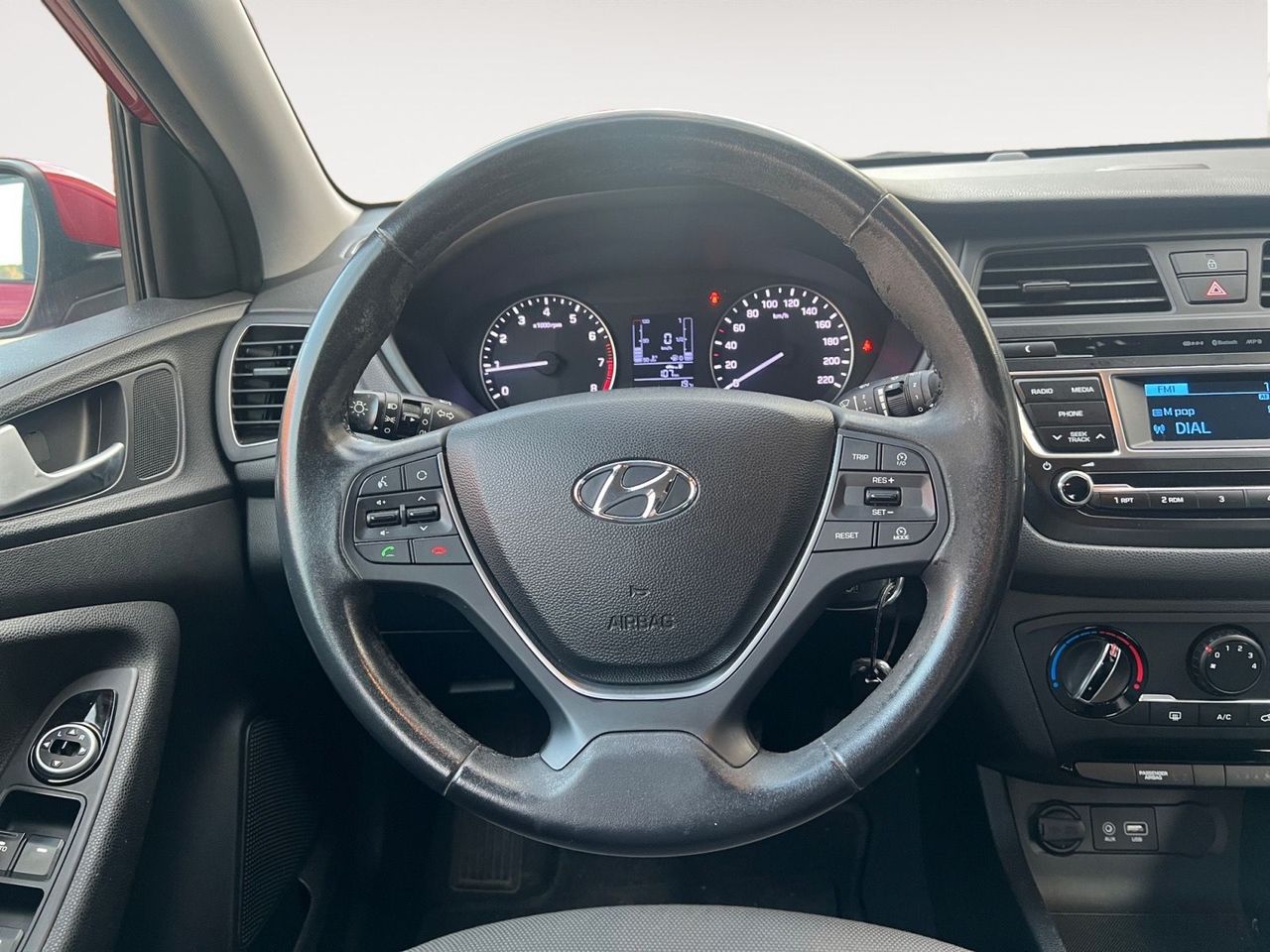 Foto Hyundai i20 13