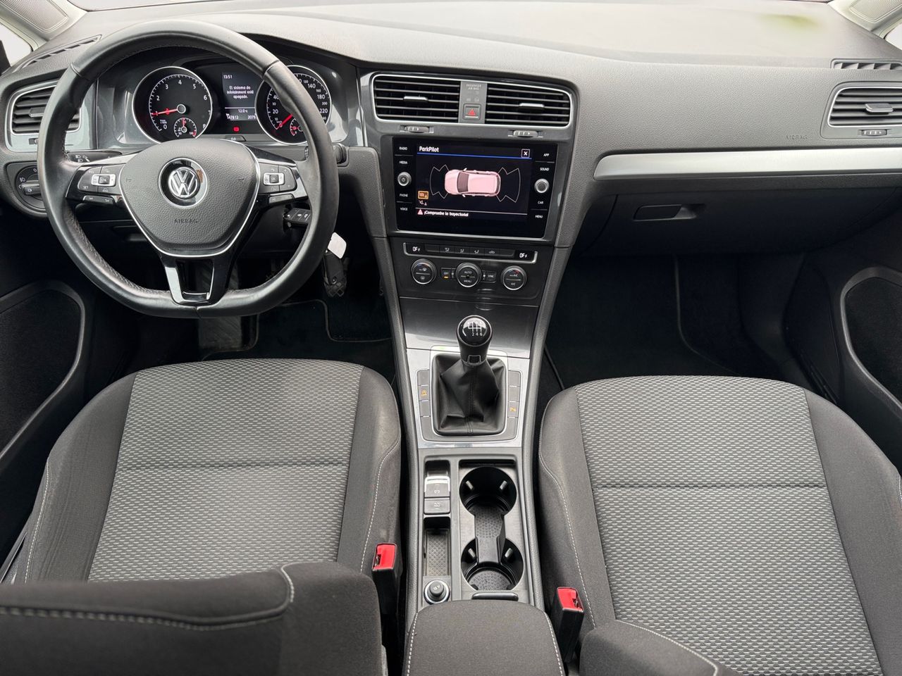 Foto Volkswagen Golf 8