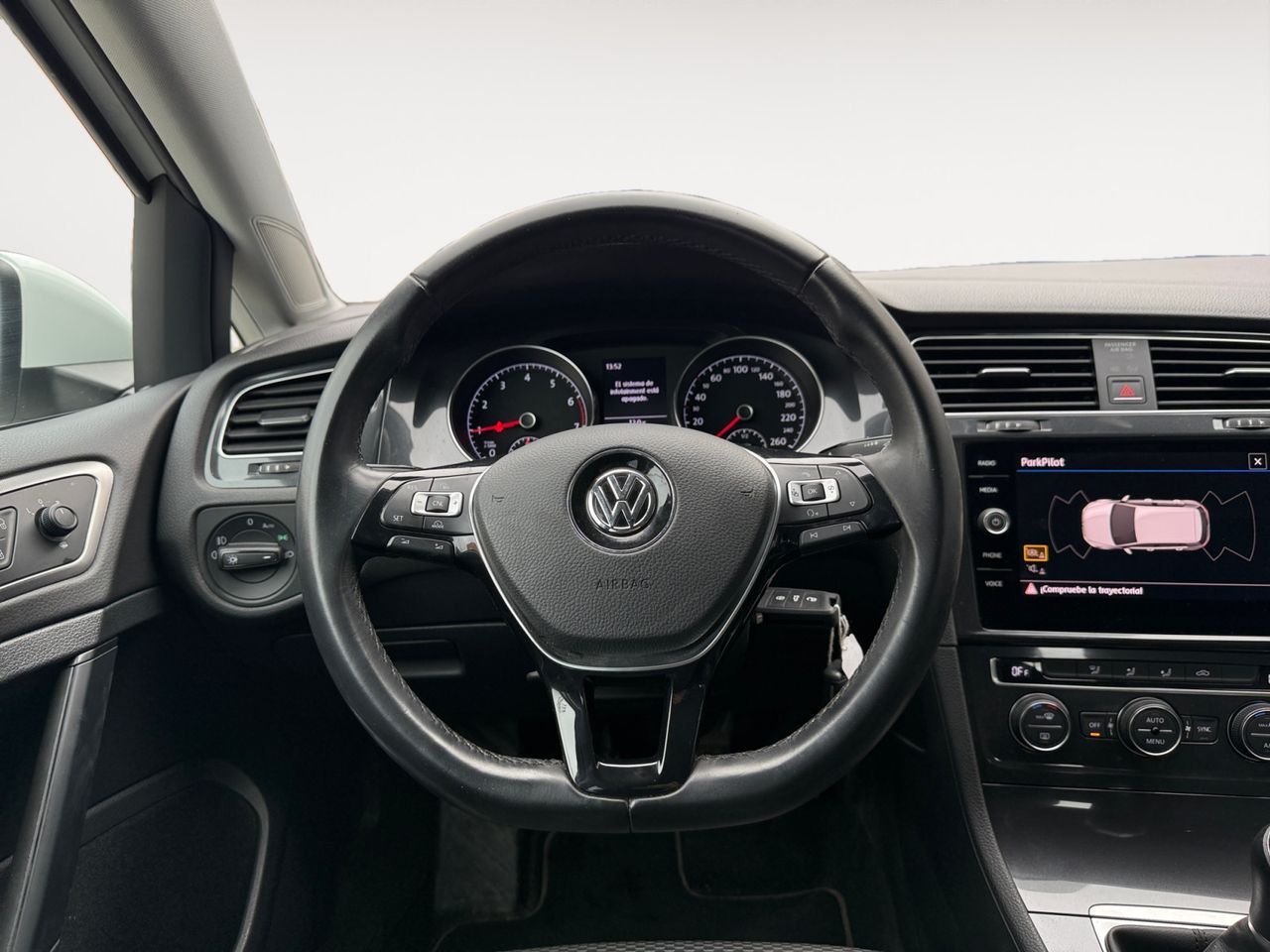 Foto Volkswagen Golf 9