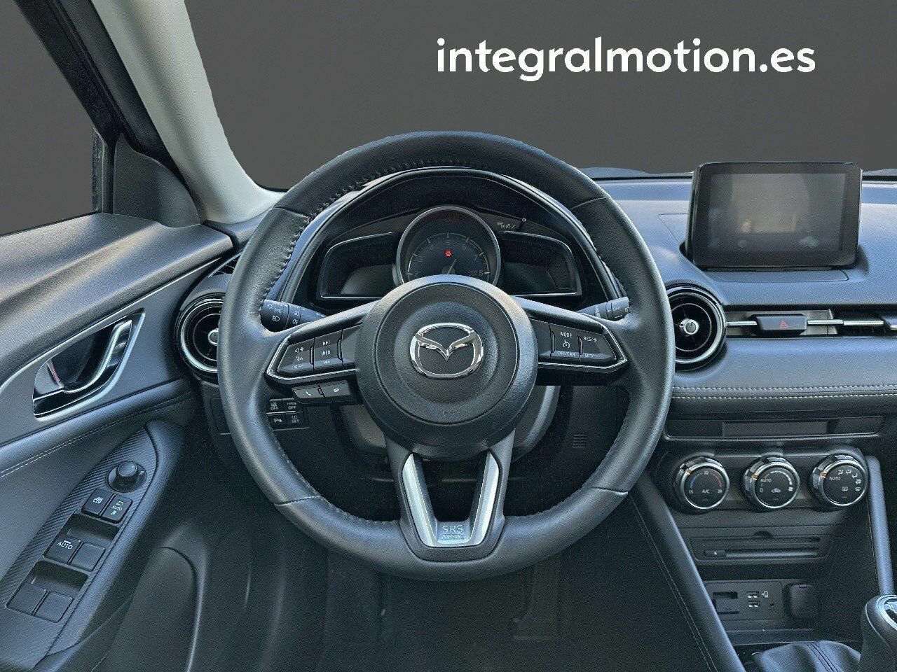 Foto Mazda CX-30 10