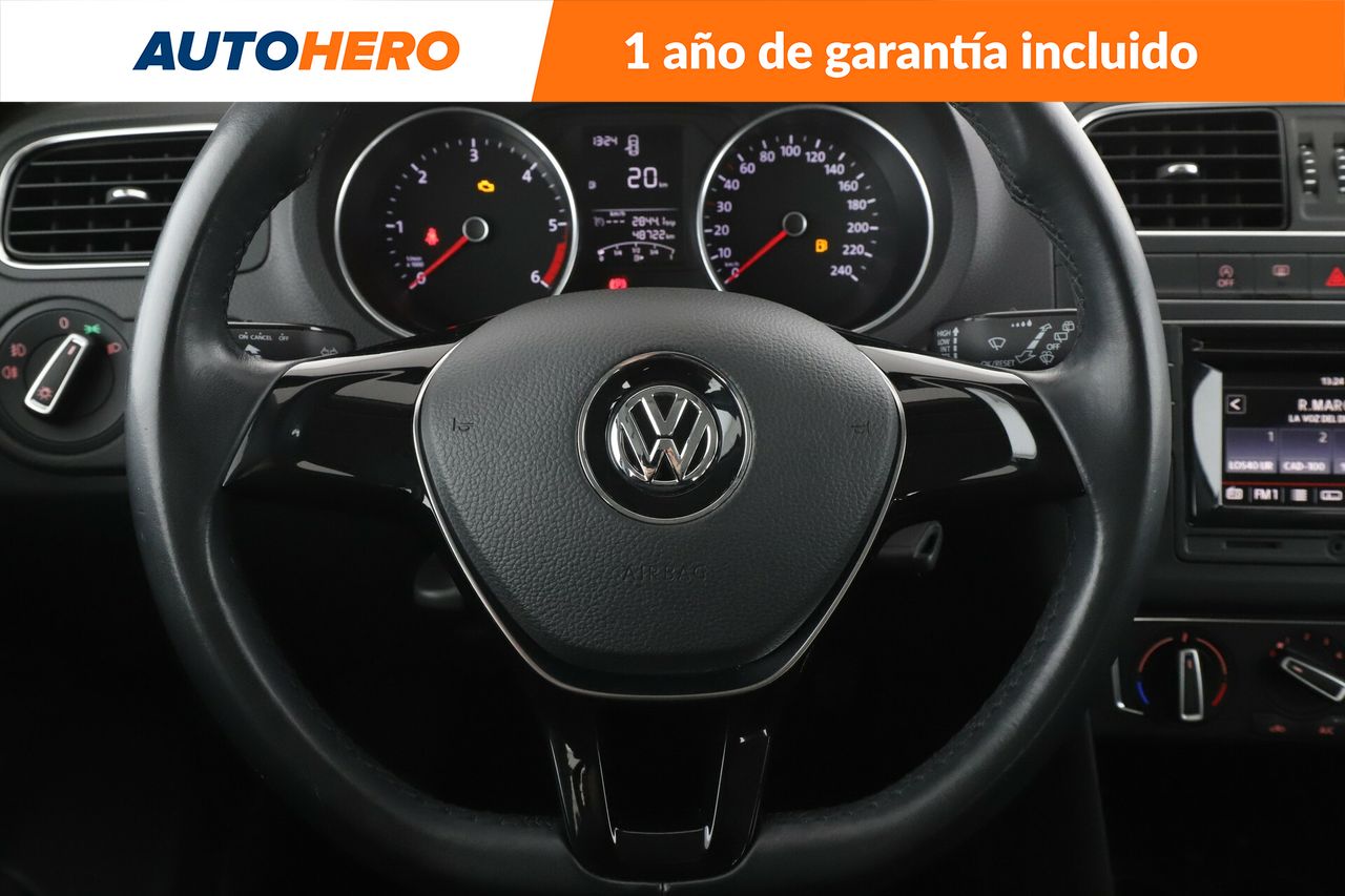 Foto Volkswagen Polo 19