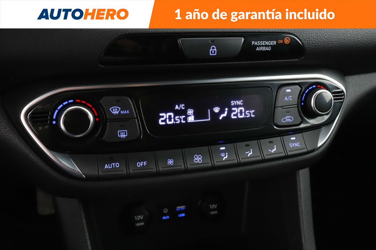 Foto Hyundai i30 22