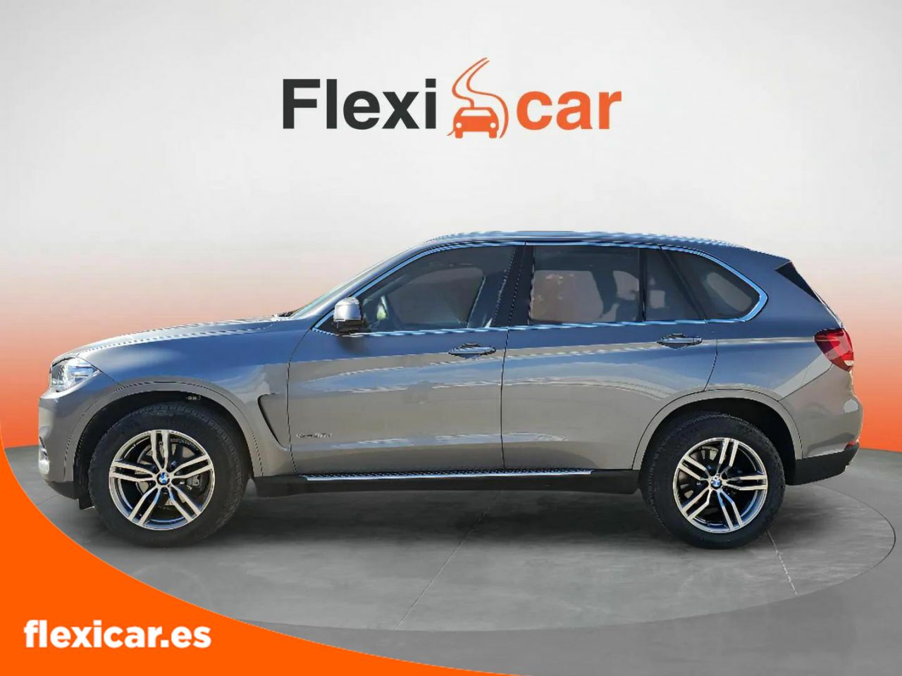 Foto BMW X5 4