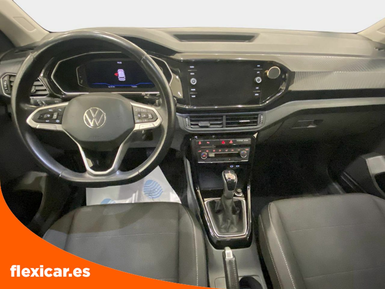 Foto Volkswagen T-Cross 10