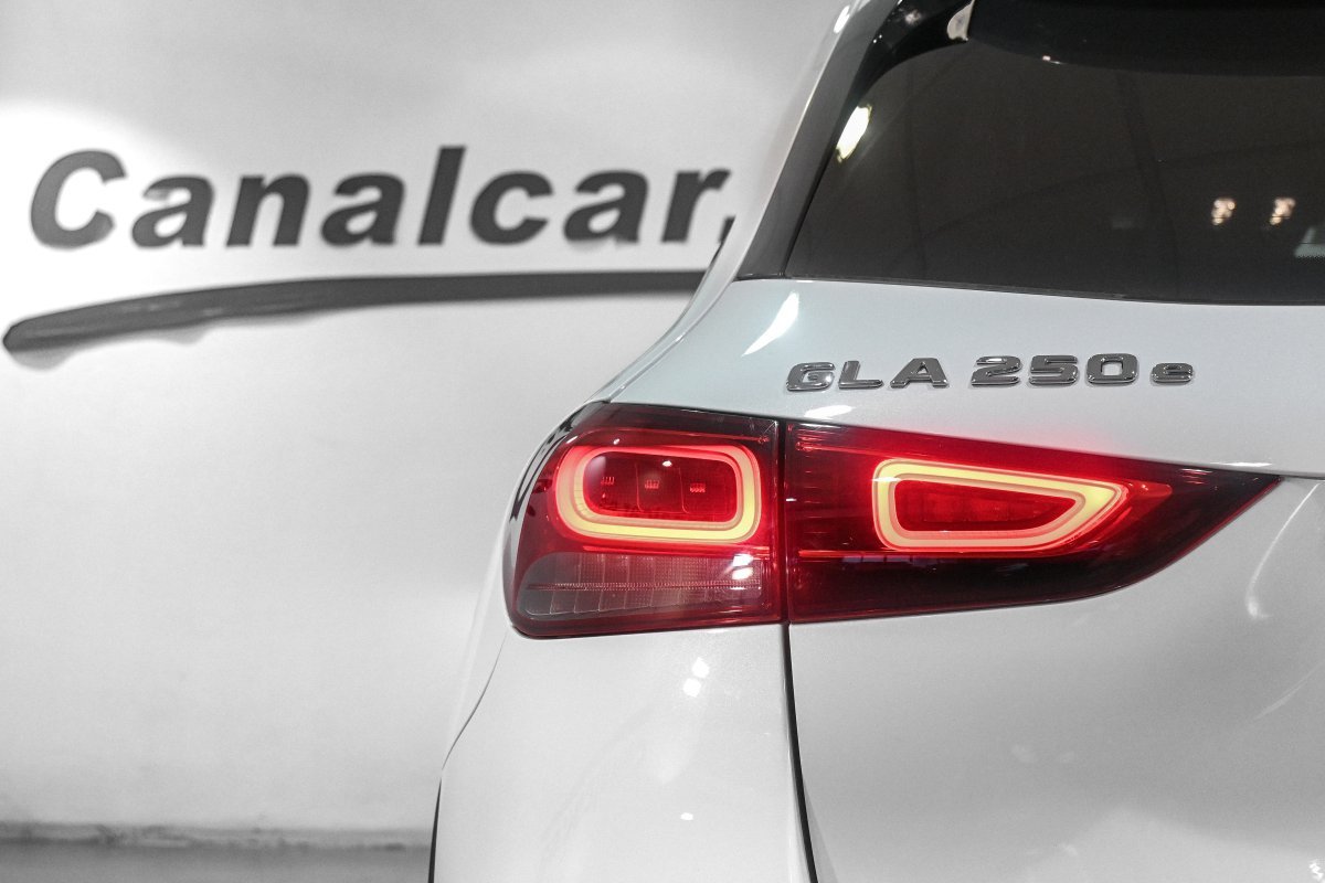 Foto Mercedes-Benz Clase GLA 9