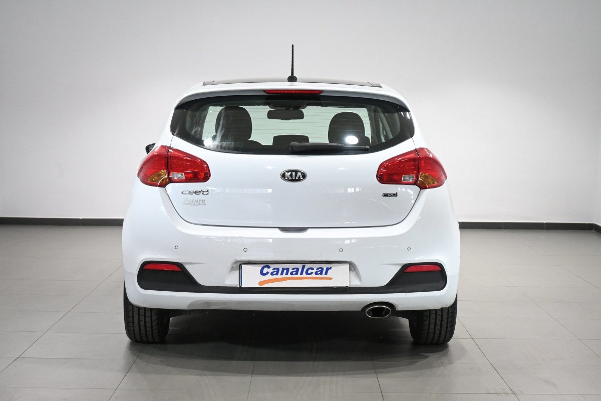 Foto Kia Ceed 5