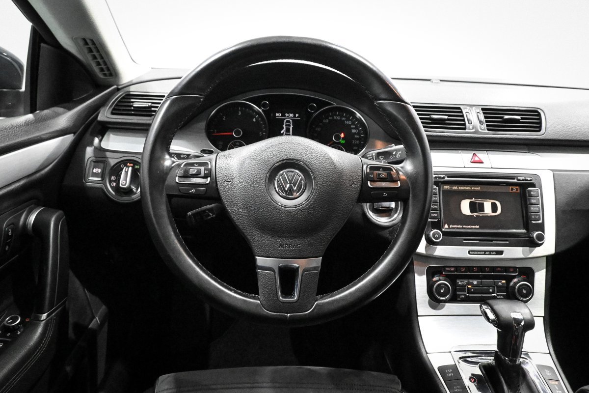 Foto Volkswagen Passat CC 22