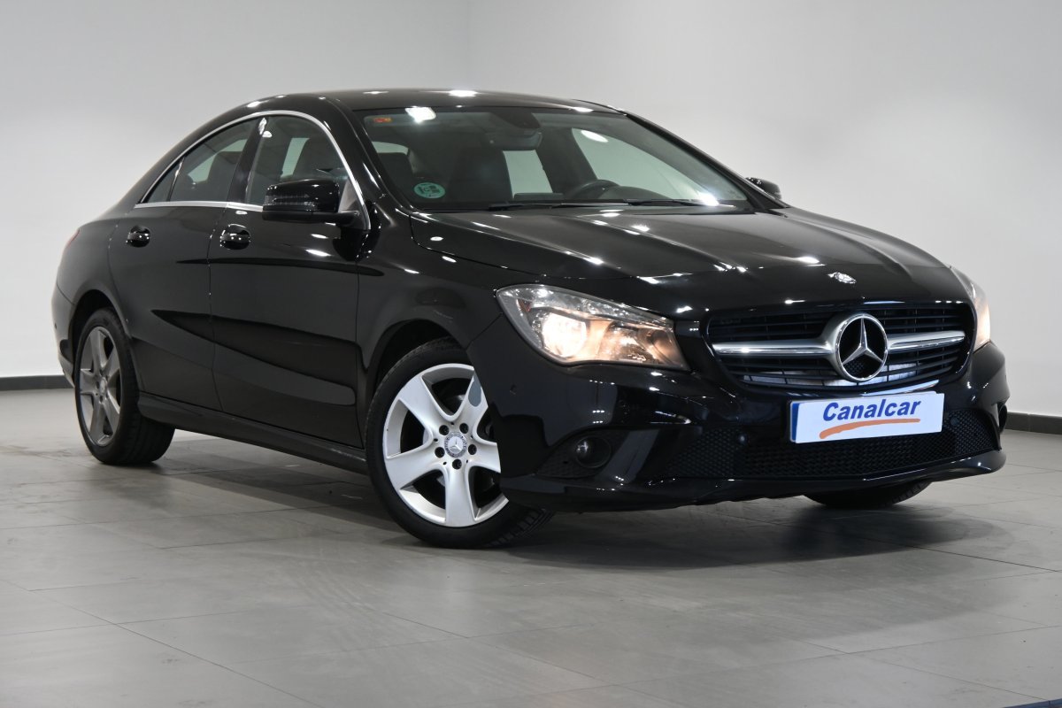 Foto Mercedes-Benz Clase CLA 3