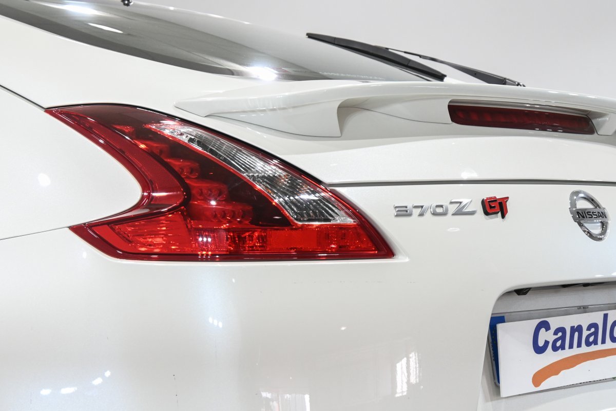 Foto Nissan 370Z 13