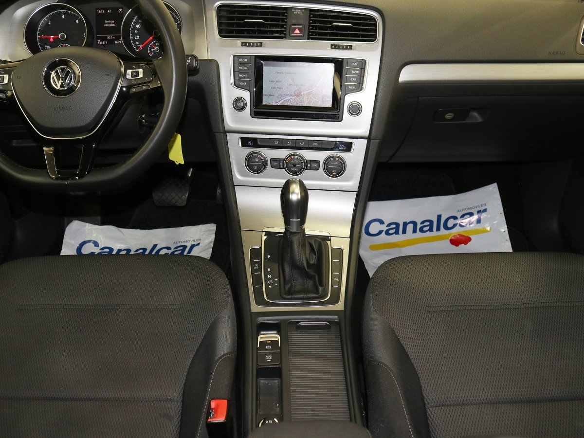 Foto Volkswagen Golf 29