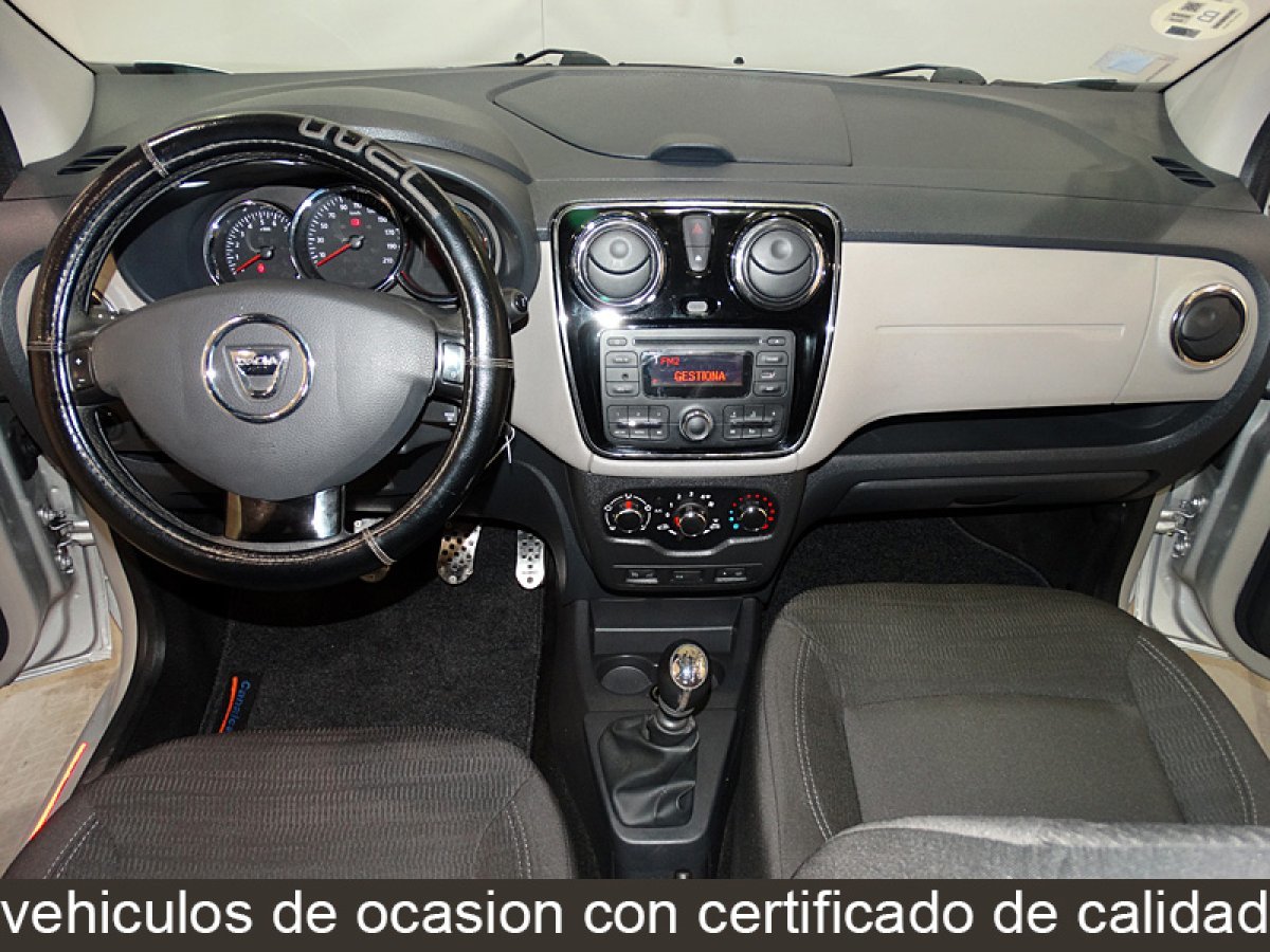 Foto Dacia Lodgy 21