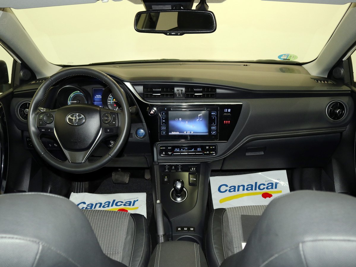 Foto Toyota Auris 24