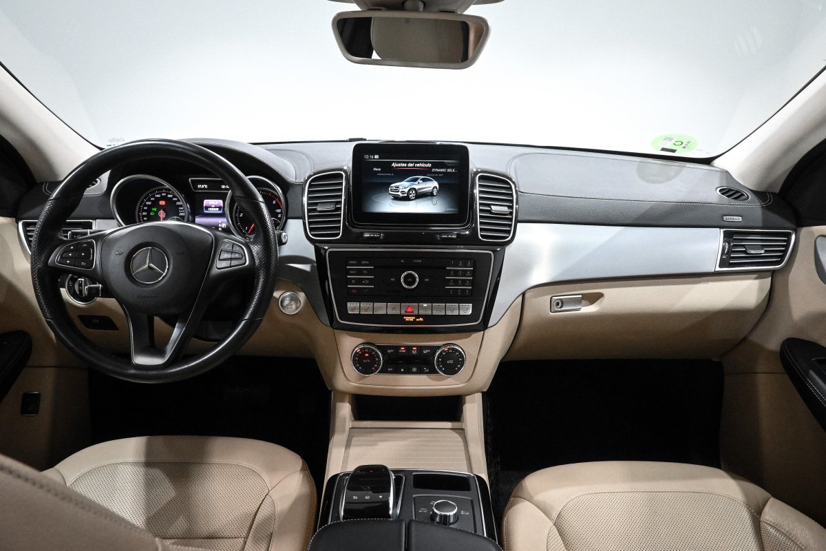 Foto Mercedes-Benz Clase GLE 23