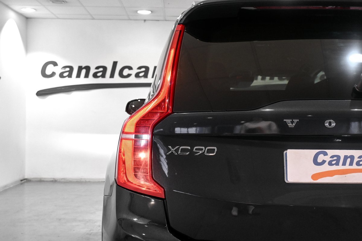 Foto Volvo XC90 11