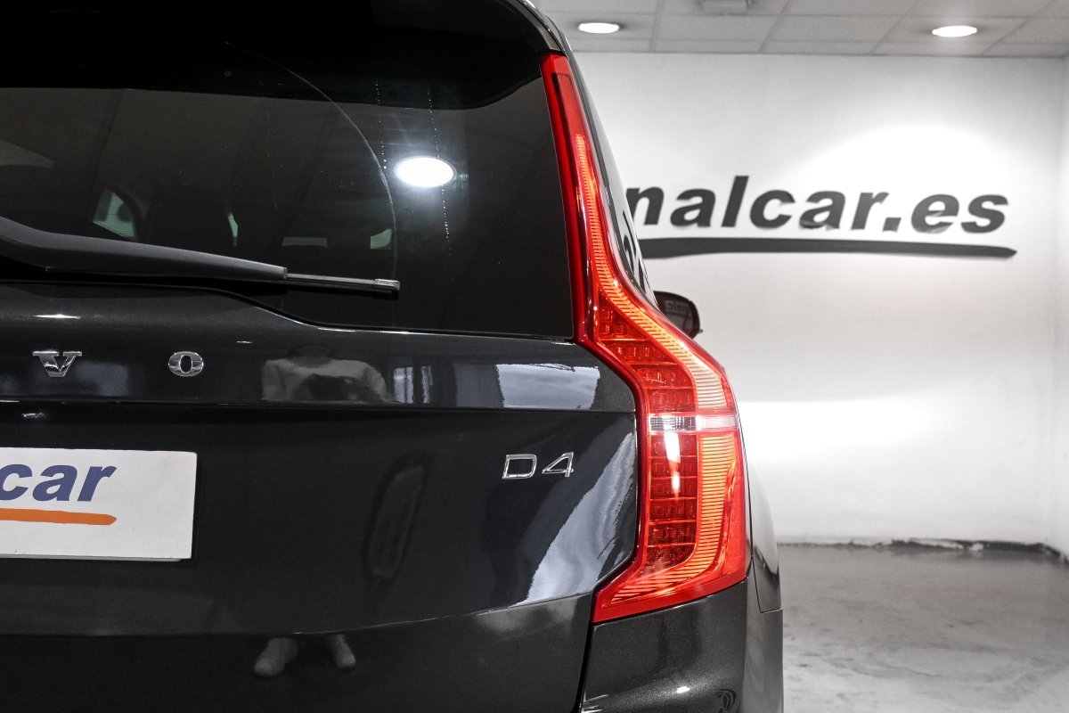 Foto Volvo XC90 12