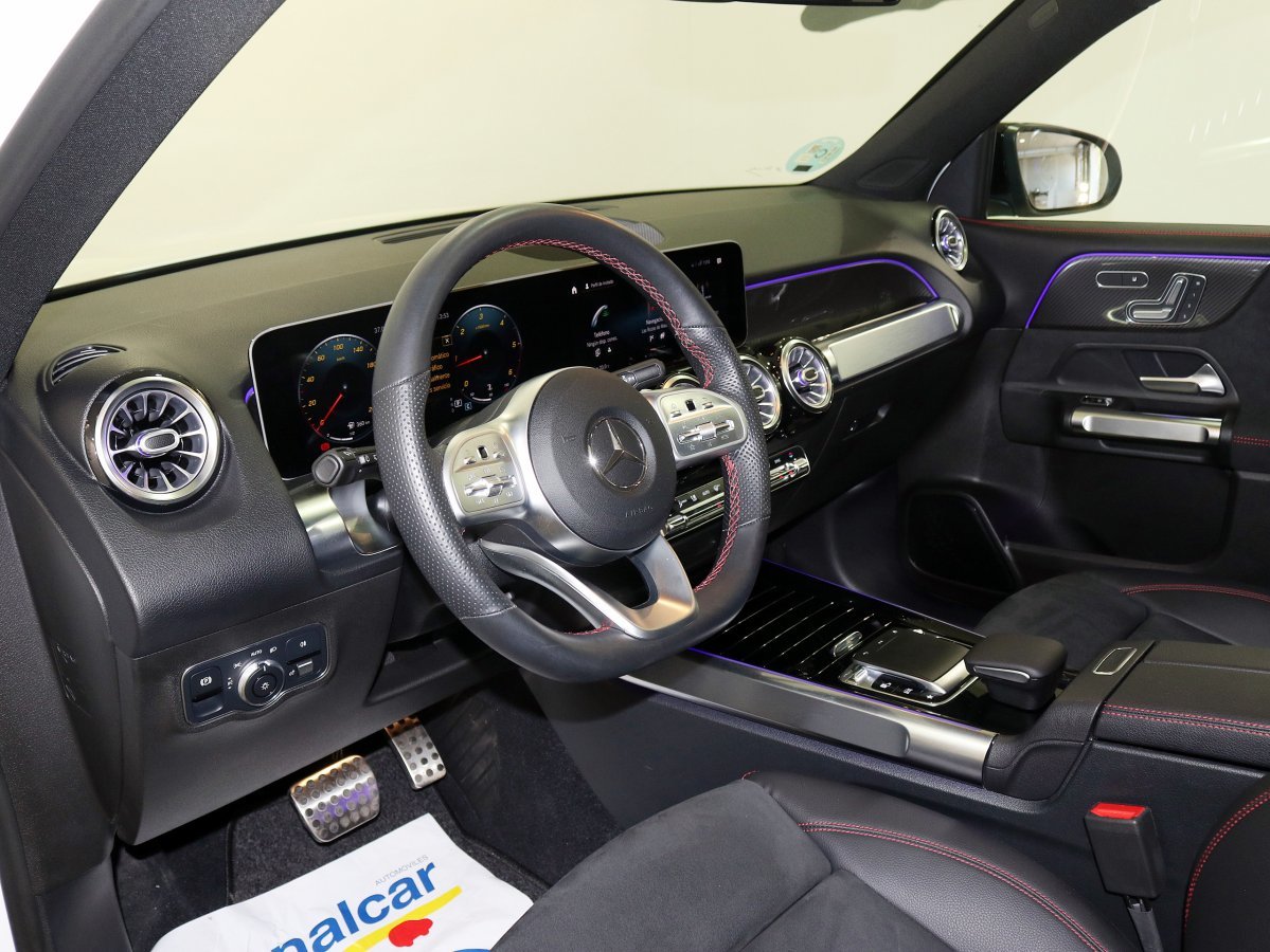 Foto Mercedes-Benz Clase GLB 21