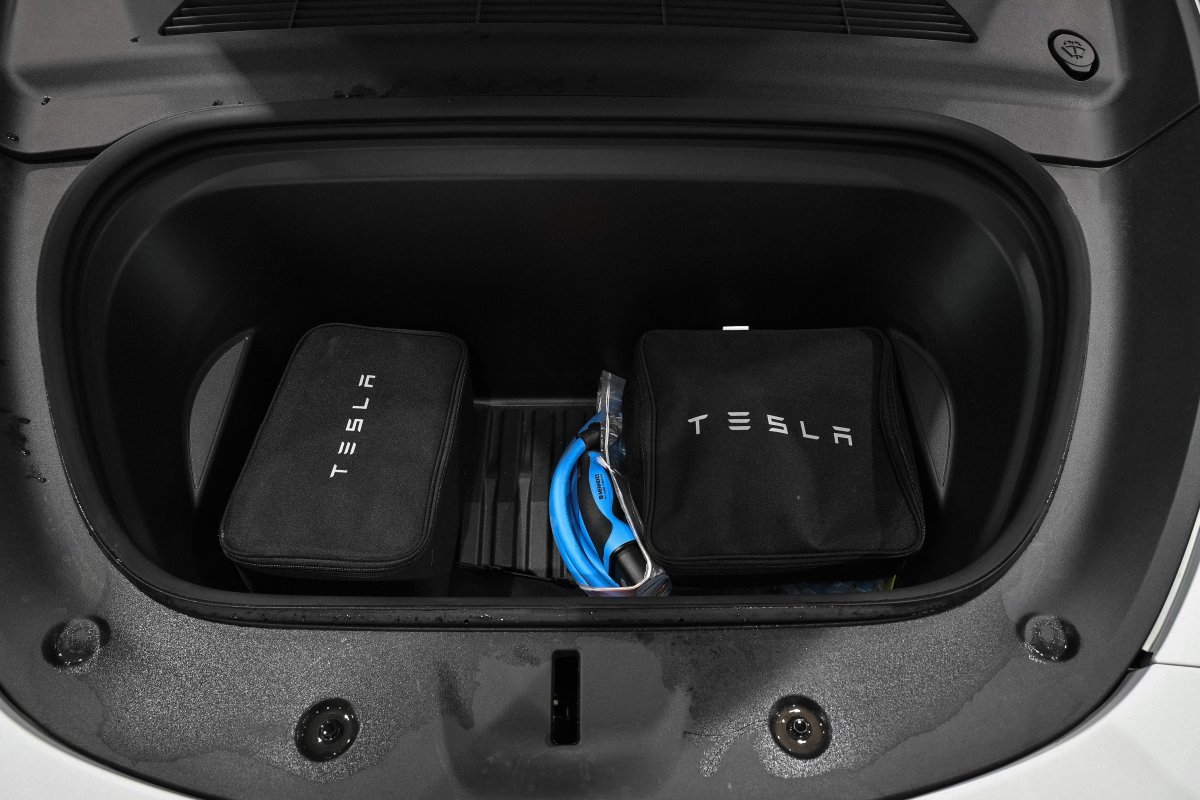 Foto Tesla Model Y 7