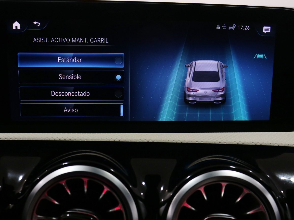 Foto Mercedes-Benz Clase CLA 18