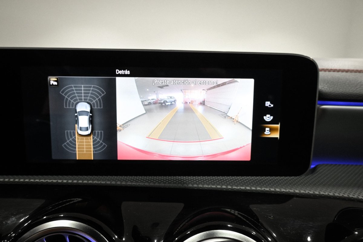 Foto Mercedes-Benz Clase CLA 16