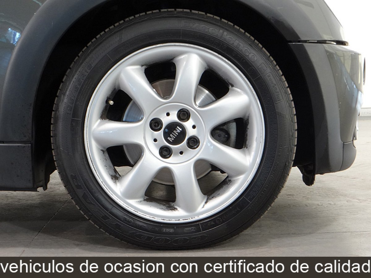 Foto Mini 3 Puertas 34