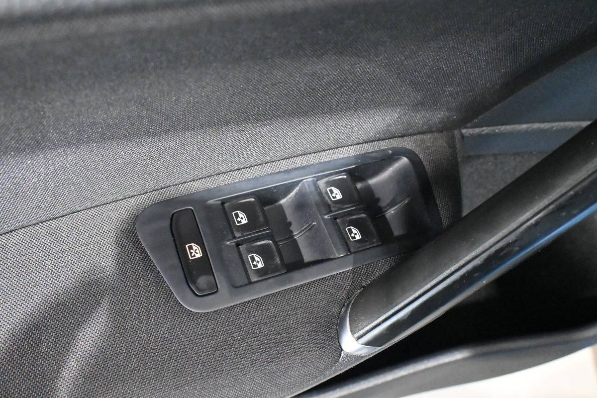 Foto Volkswagen Golf 27